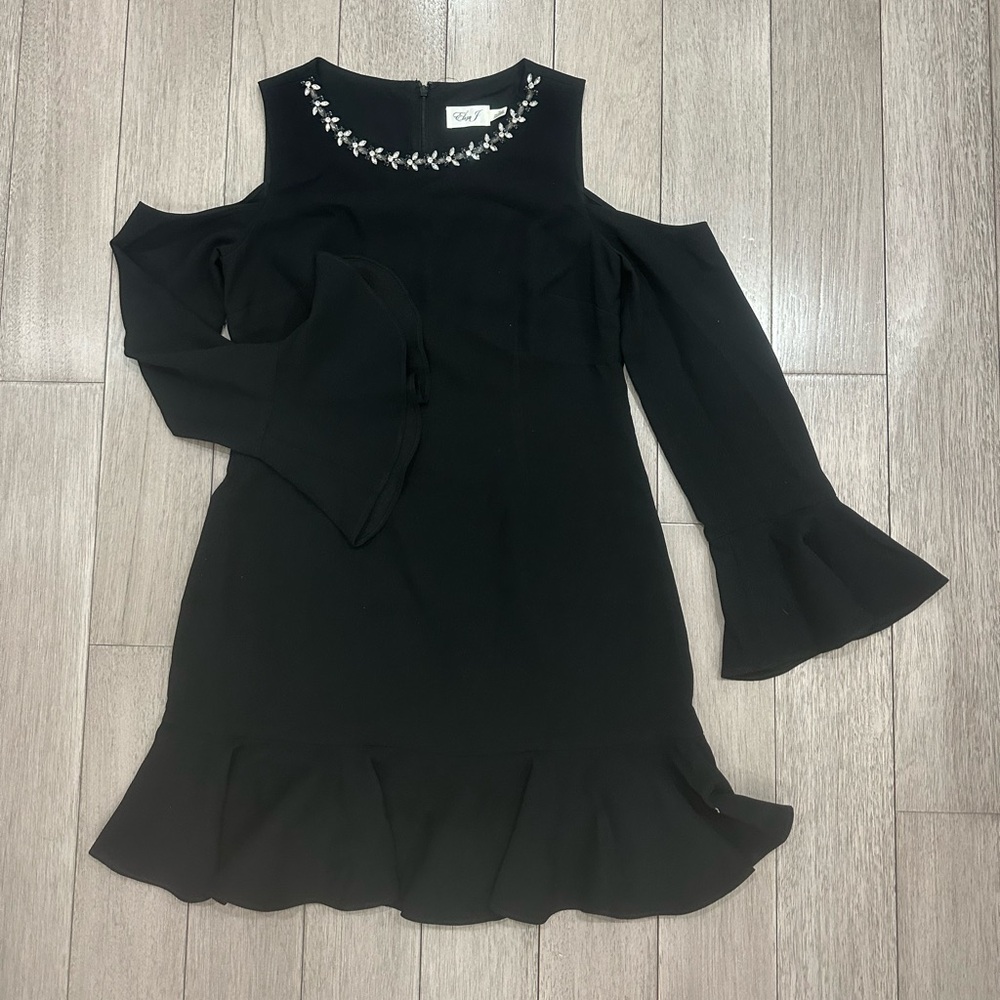open shoulder black dress
